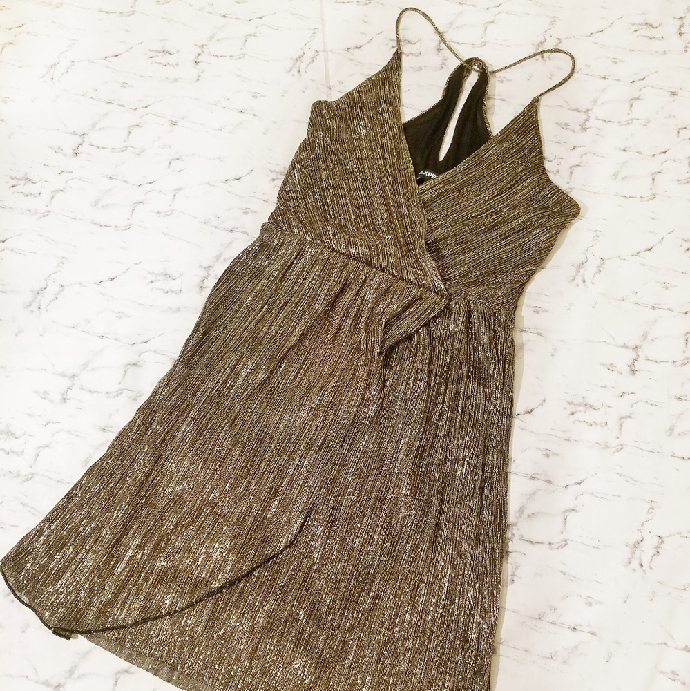 SALE!😍💕⚡ off shoulder golden dress